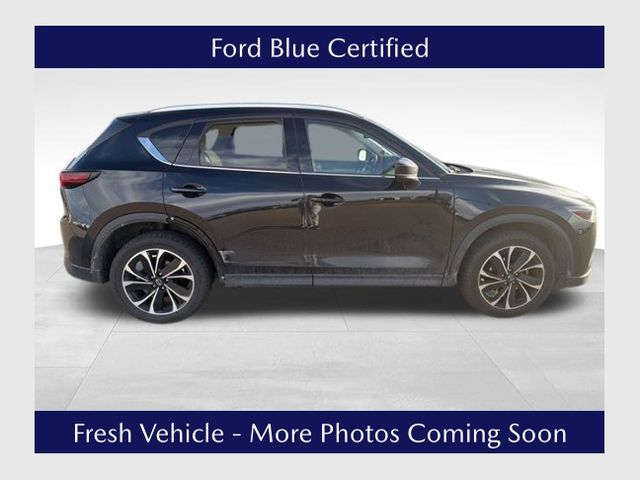 2022 Mazda CX-5 S Premium package Auto AWD's photo