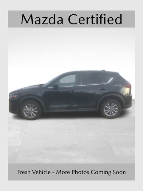 2023 Mazda CX-5 S Preferred package's photo