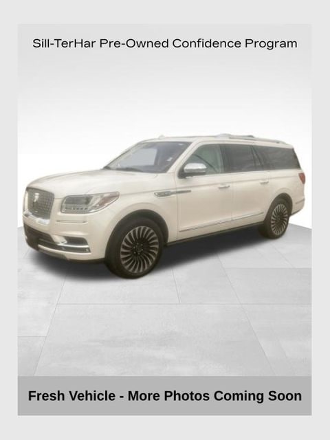 2019 Lincoln Navigator L Black Label 4WD's photo