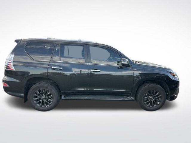 2022 Lexus GX 460 photo 2