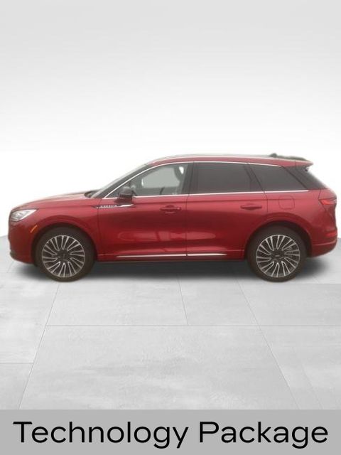 2022 Lincoln Corsair Reserve photo 2