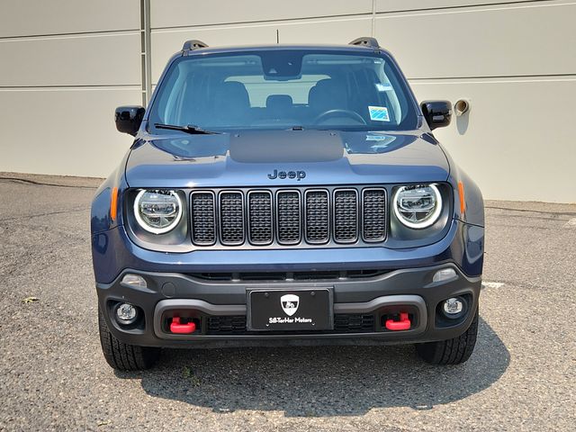 2023 Jeep Renegade Trailhawk photo 2
