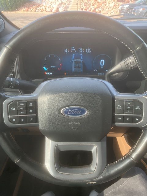 2023 Ford F-350 photo 4
