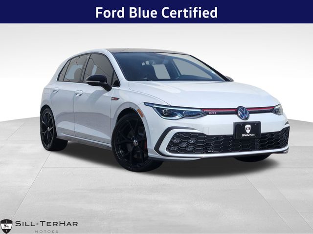 2024 Volkswagen Golf GTI 2.0T SE 4-door's photo