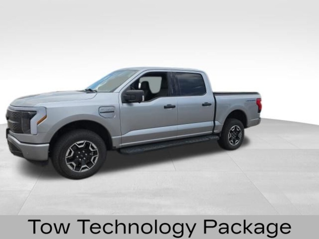 Used 2023 Ford F-150 Lightning XLT Truck