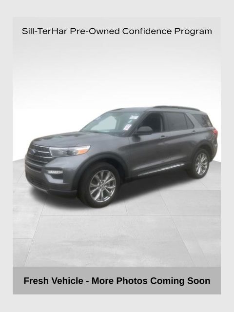2023 Ford Explorer XLT 4WD's photo