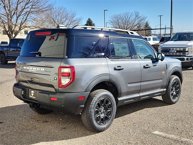 2025 Ford Bronco Sport Badlands photo 3