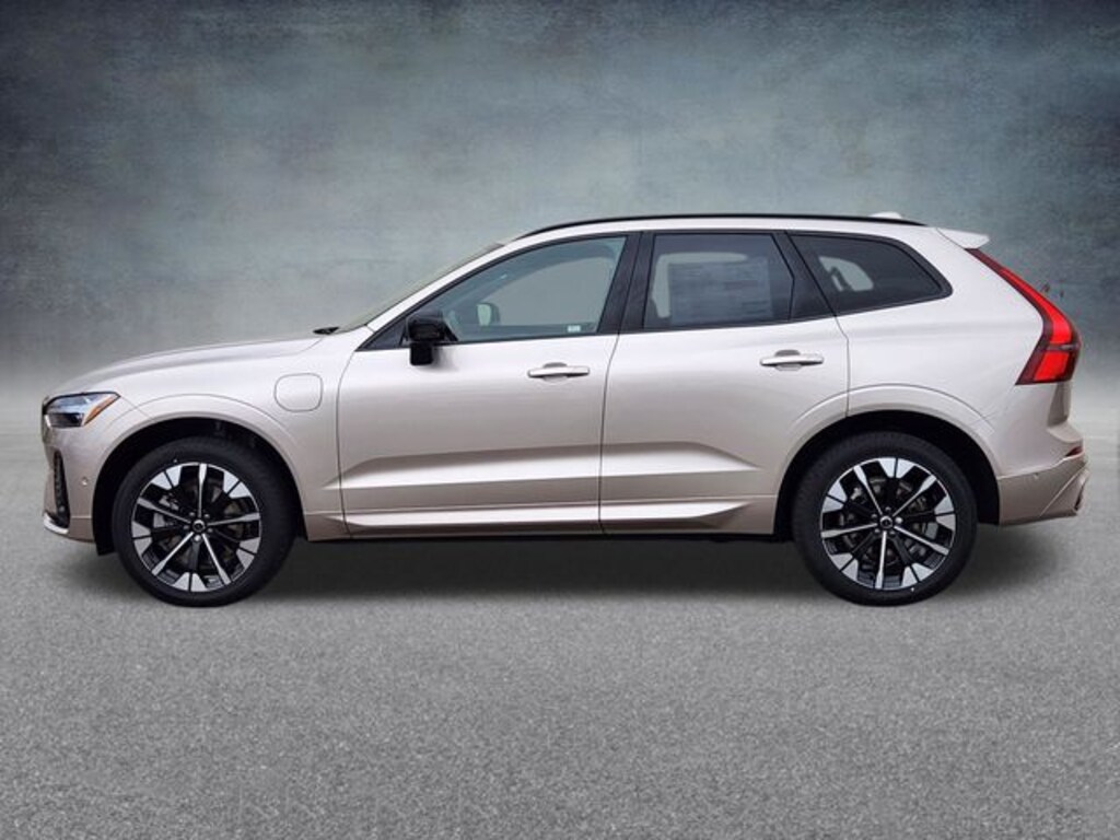 New 2026 Volvo XC60 Plug-In Hybrid T8 Plus SUV
