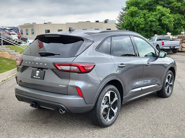 2025 Ford Escape Hybrid ST-Line Elite photo 3