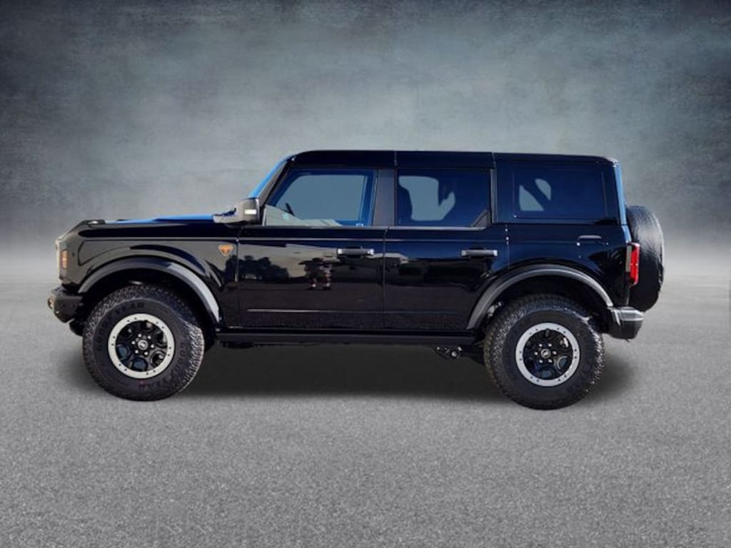 New 2025 Ford Bronco Badlands SUV