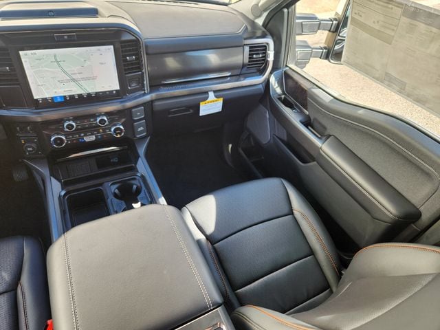 2026 Ford F-350 Super Duty Lariat - Photo 13
