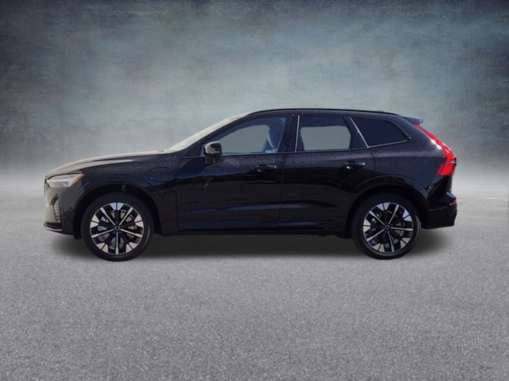 New 2026 Volvo XC60 Plug-In Hybrid T8 Plus SUV