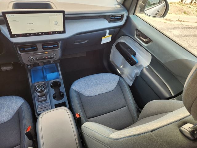 2025 Ford Maverick XLT - Photo 12
