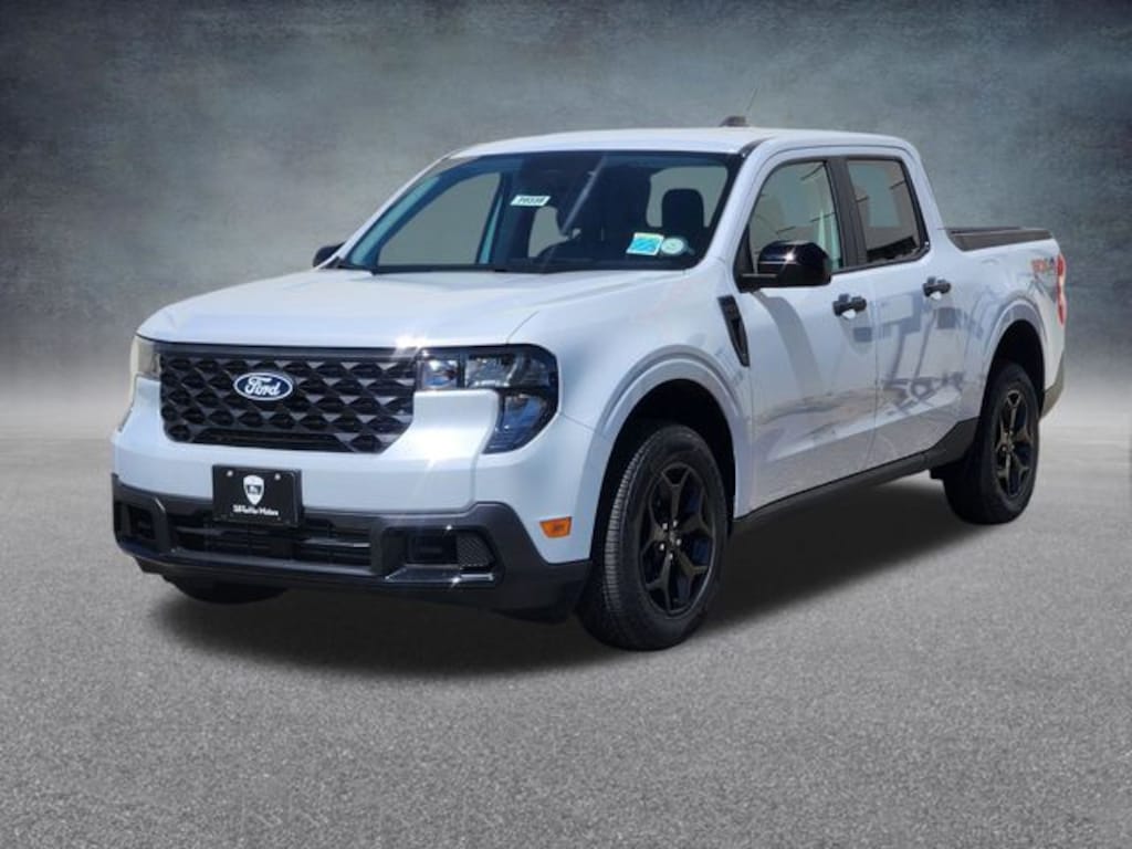 New 2025 Ford Maverick XLT Truck