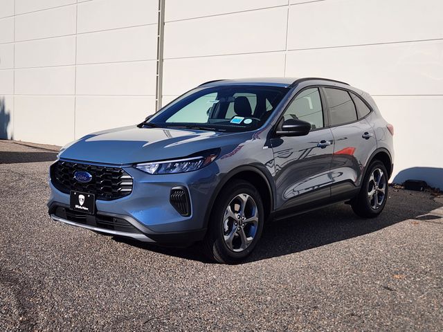 2026 Ford Escape ST-Line photo 2
