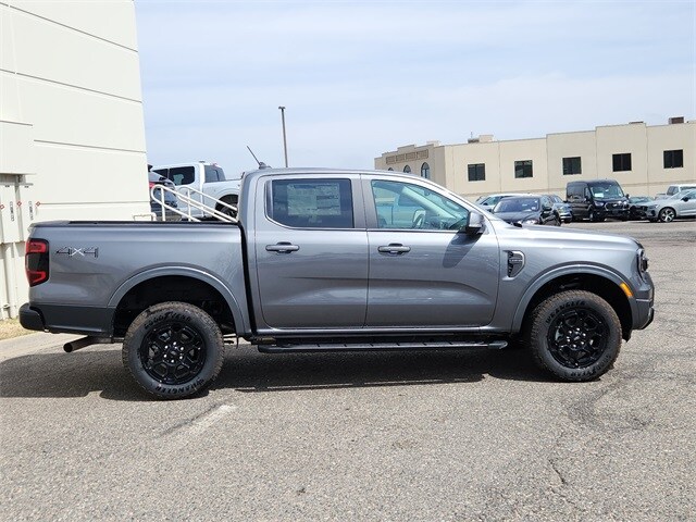 2025 Ford Ranger Lariat photo 2