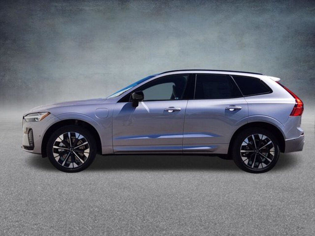 New 2026 Volvo XC60 Plug-In Hybrid T8 Plus SUV