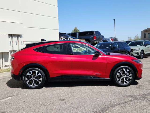 2021 Ford Mustang Mach-E Premium photo 2