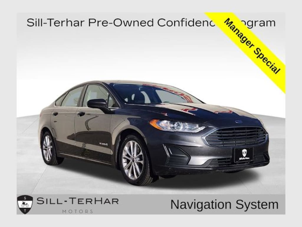 Used 2019 Ford Fusion Hybrid SE Sedan