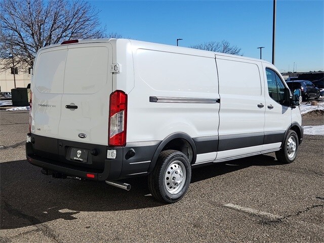 2024 Ford Transit photo 3