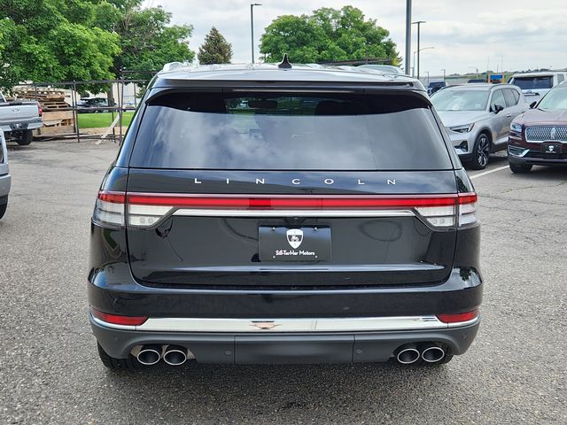 2021 Lincoln Aviator Reserve photo 3