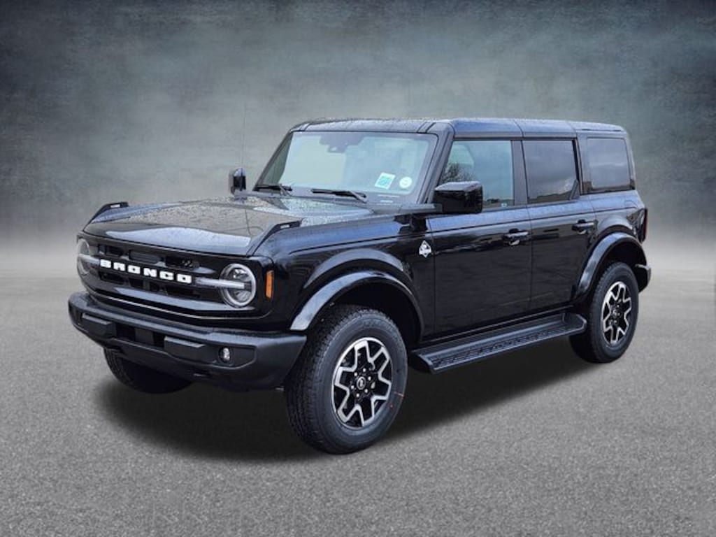 New 2025 Ford Bronco Outer Banks SUV