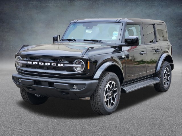 New 2026 Ford Bronco Outer Banks SUV