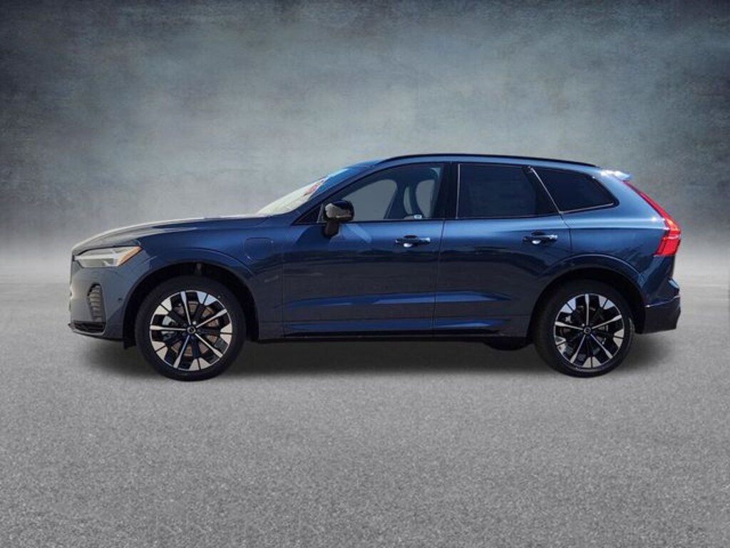 New 2026 Volvo XC60 Plug-In Hybrid T8 Plus SUV
