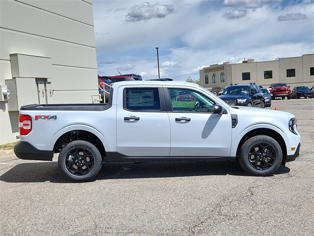 2025 Ford Maverick XLT photo 2