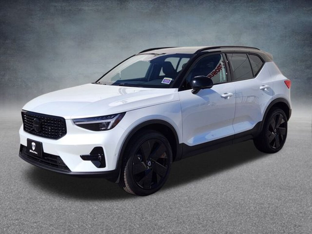 New 2026 Volvo XC40 B5 Ultra Black Edition SUV