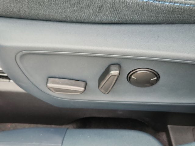 2025 Ford Maverick XLT - Photo 8