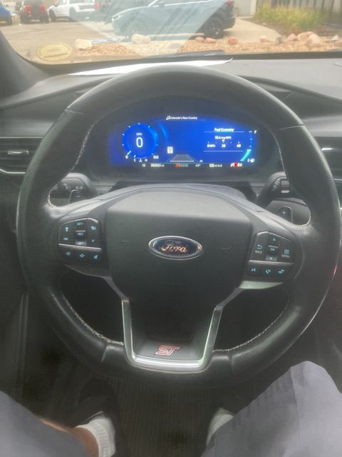 2020 Ford Explorer ST photo 3