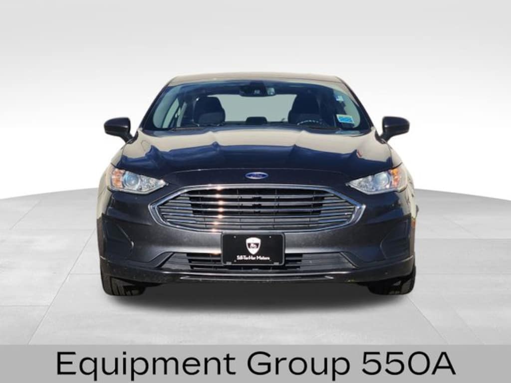 Used 2019 Ford Fusion Hybrid SE Sedan