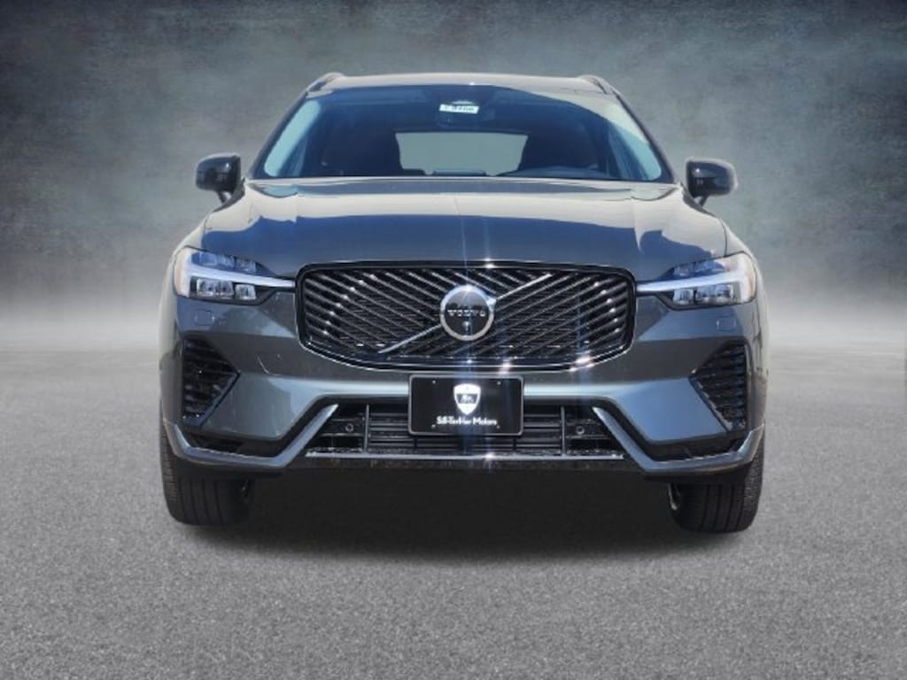 New 2026 Volvo XC60 Plug-In Hybrid T8 Plus SUV