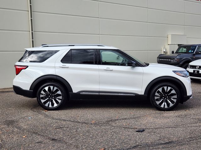2026 Ford Explorer Platinum photo 2