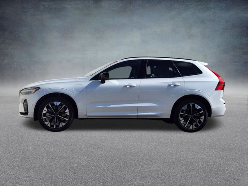 New 2026 Volvo XC60 Plug-In Hybrid T8 Plus SUV