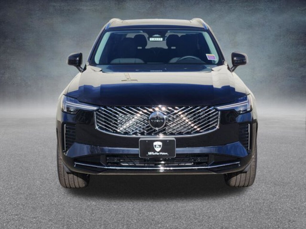 New 2026 Volvo XC90 B5 Core SUV