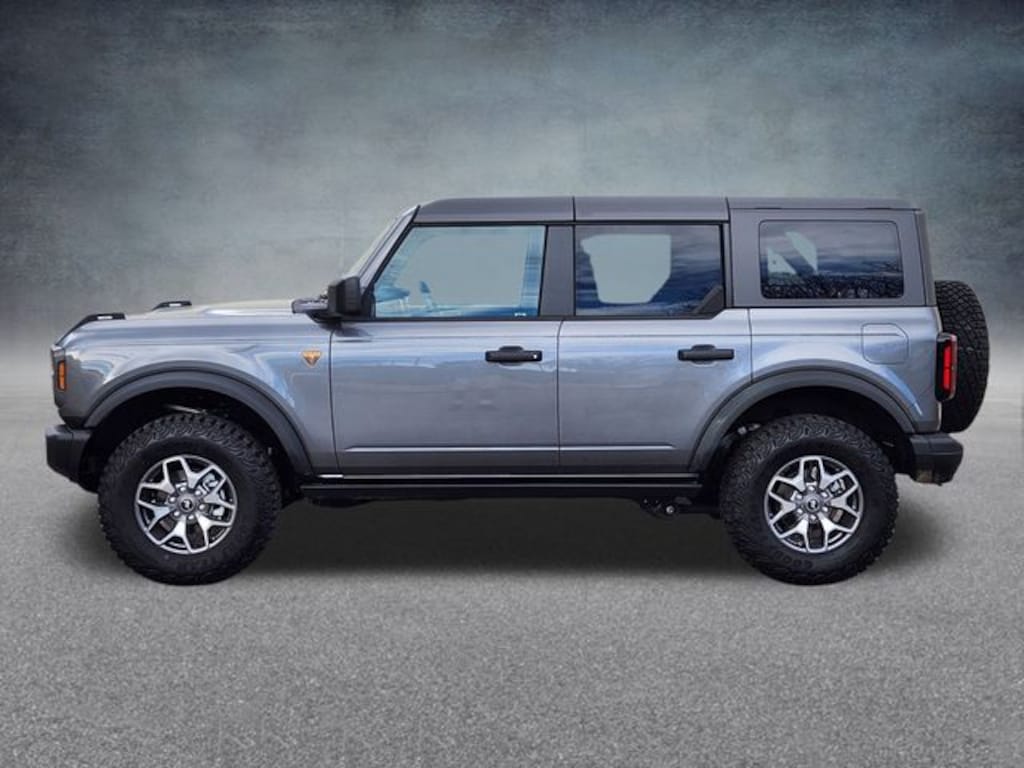 New 2025 Ford Bronco Badlands SUV