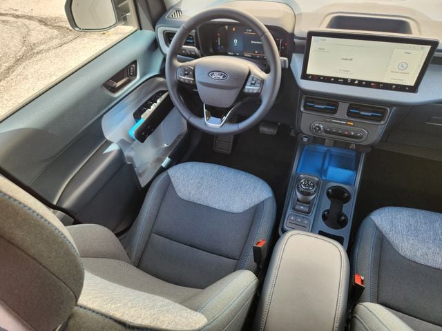 2025 Ford Maverick XLT - Photo 10