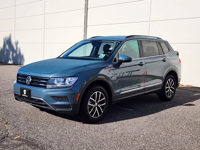 2021 Volkswagen Tiguan SE photo 2