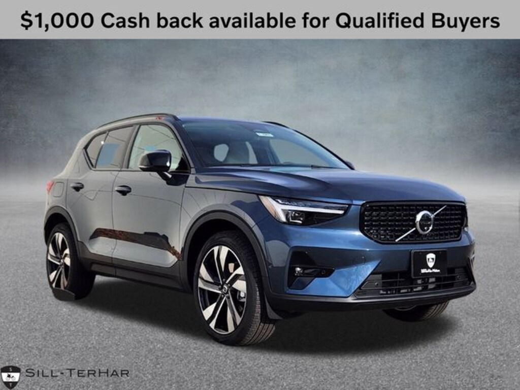 New 2026 Volvo XC40 B5 Ultra SUV