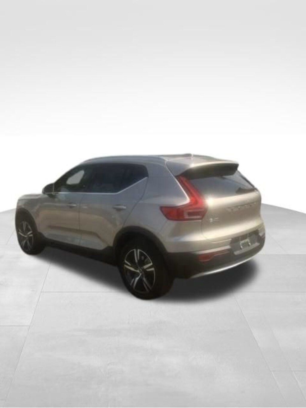 Used 2023 Volvo XC40 B5 Plus Bright Theme SUV