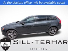 2015 Volvo V60 Cross Country T5 Platinum Wagon