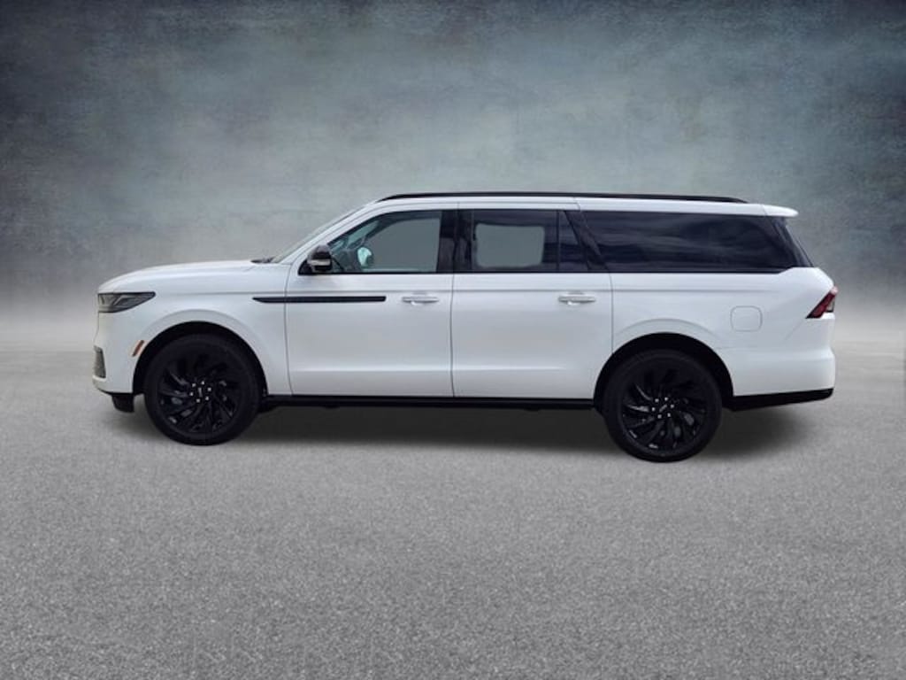 New 2026 Lincoln Navigator L