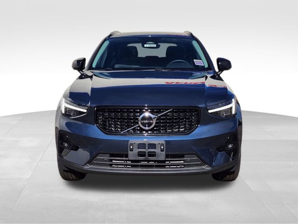 Certified 2026 Volvo XC40 B5 Ultra SUV