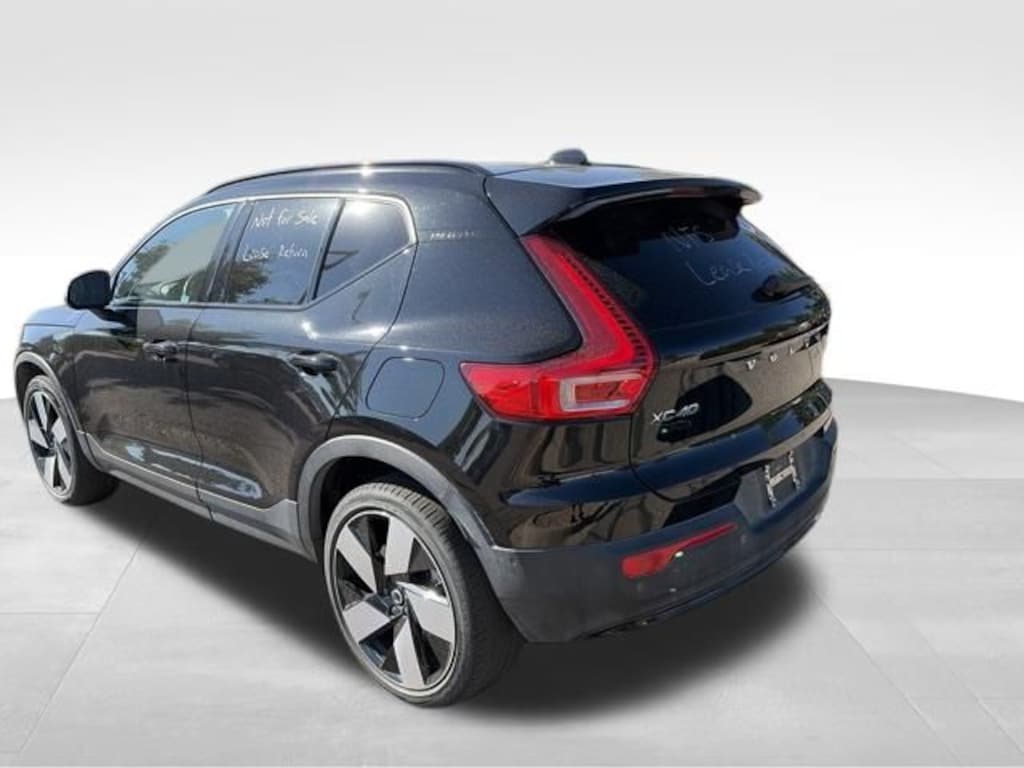 Used 2024 Volvo XC40 Recharge Pure Electric Ultimate SUV