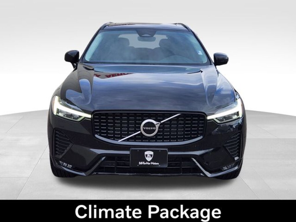 Certified 2025 Volvo XC60 B5 Core SUV