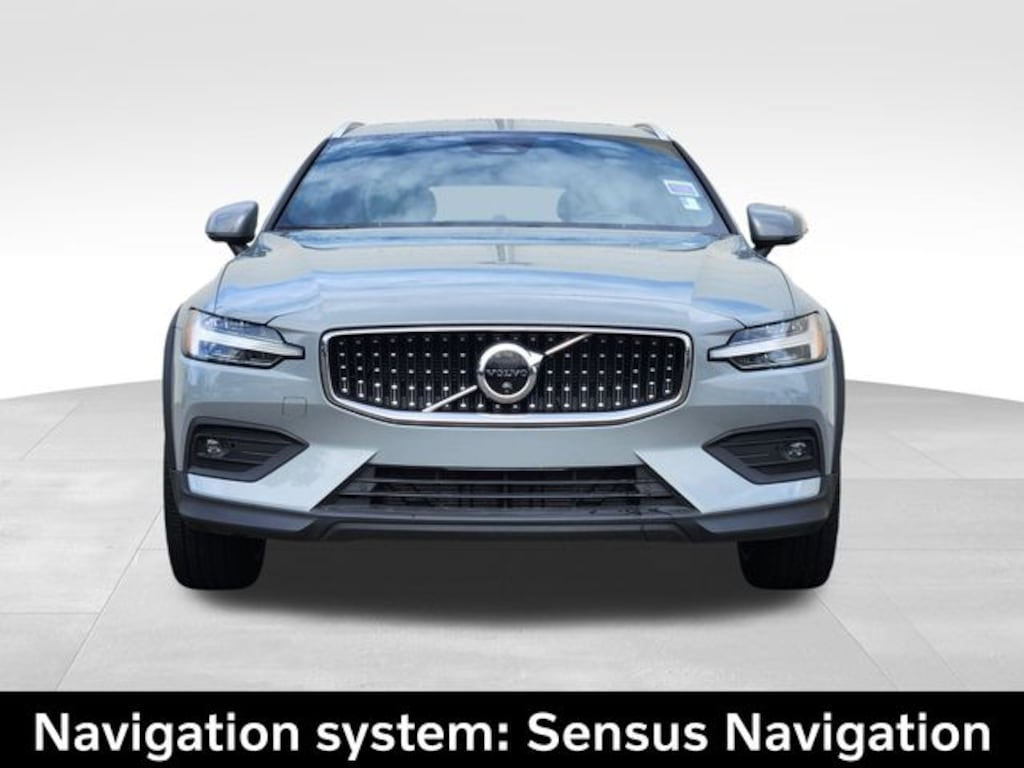 Certified 2025 Volvo V60 Cross Country B5 Ultra Wagon
