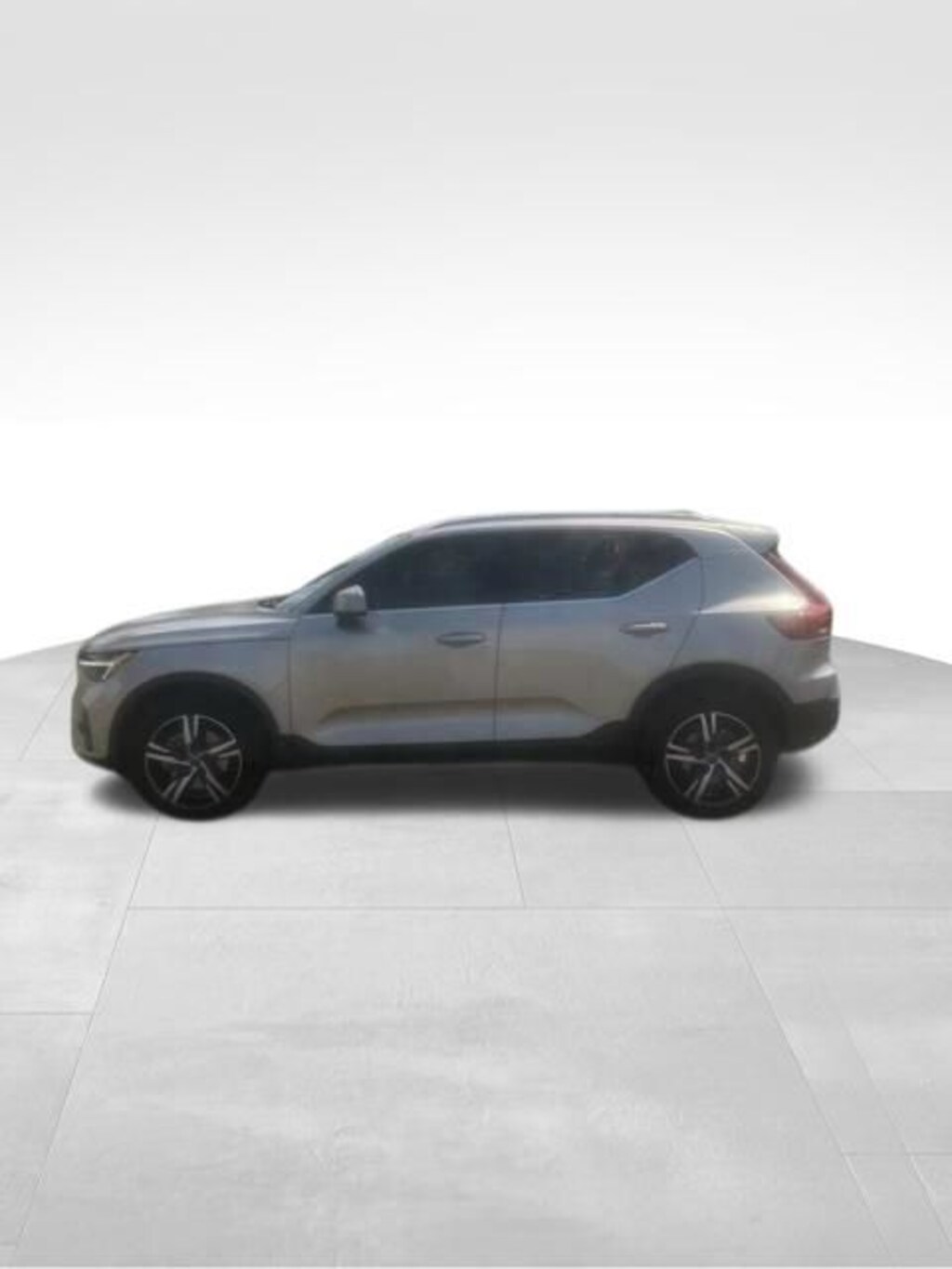 Used 2023 Volvo XC40 B5 Plus Bright Theme SUV