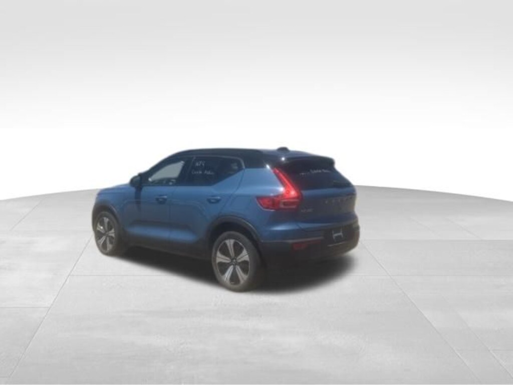 Used 2023 Volvo XC40 Recharge Pure Electric Twin Plus SUV
